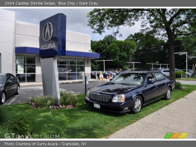 2004 Cadillac DeVille Sedan in Blue Chip