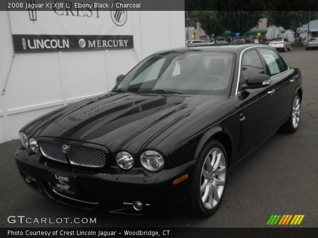 2008 Jaguar XJ XJ8 L in Ebony Black