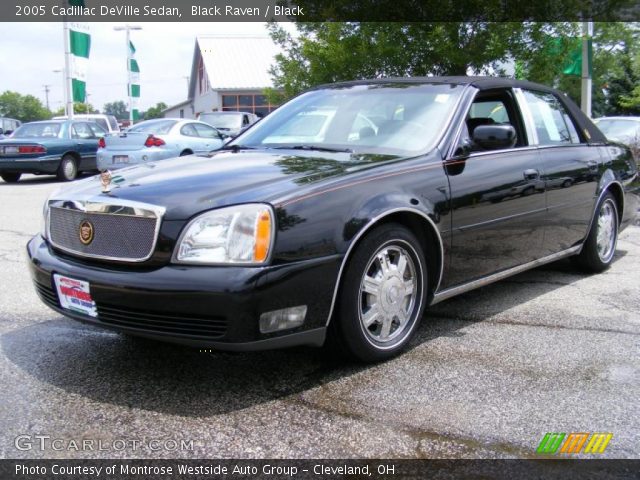 2005 Cadillac DeVille Sedan in Black Raven
