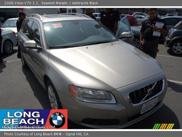 2008 Volvo V70 3.2 in Seashell Metallic