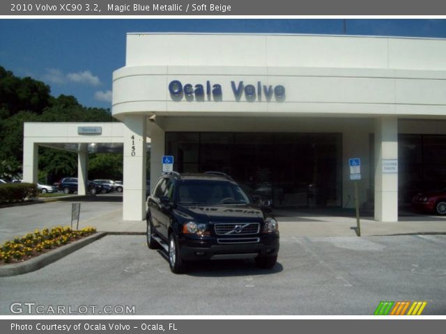 2010 Volvo XC90 3.2 in Magic Blue Metallic