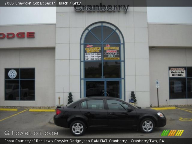 2005 Chevrolet Cobalt Sedan in Black