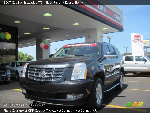 2007 Cadillac Escalade AWD in Black Raven