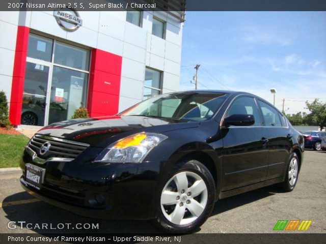 2007 Nissan Altima 2.5 S in Super Black