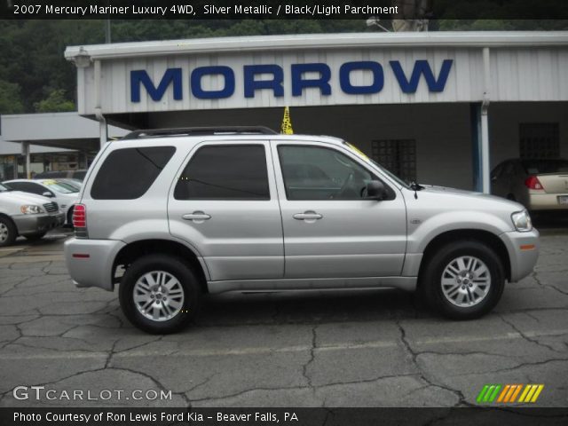 2007 Mercury Mariner Luxury 4WD in Silver Metallic