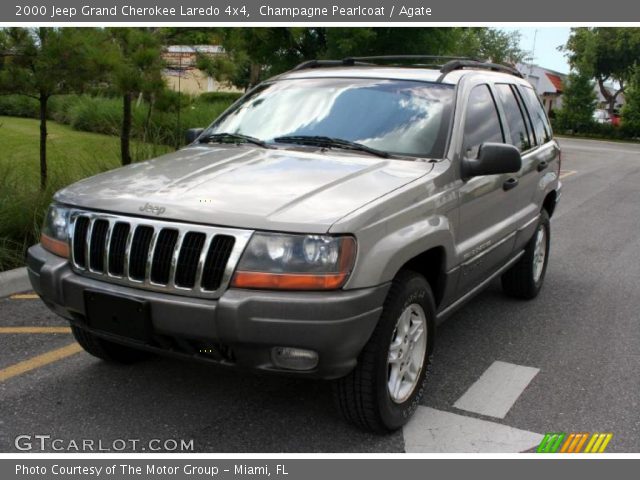 2000 Jeep Grand Cherokee Laredo 4x4 in Champagne Pearlcoat