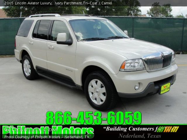 2005 Lincoln Aviator Luxury in Ivory Parchment Tri-Coat