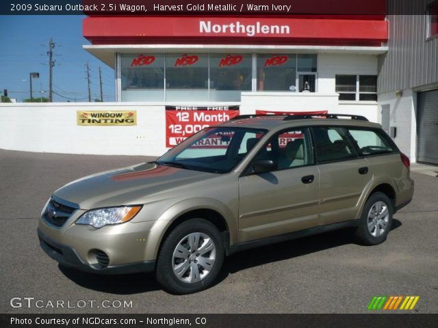 2009 Subaru Outback 2.5i Wagon in Harvest Gold Metallic