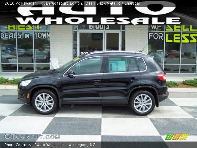 2010 Volkswagen Tiguan Wolfsburg Edition in Deep Black Metallic