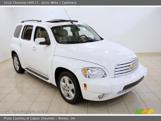 2010 Chevrolet HHR LT in Arctic White