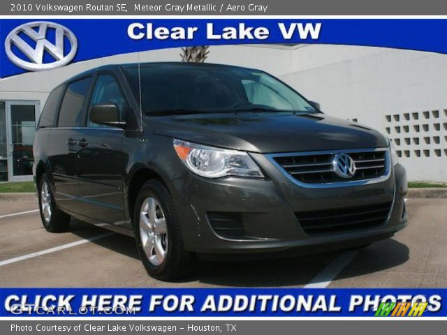 2010 Volkswagen Routan SE in Meteor Gray Metallic
