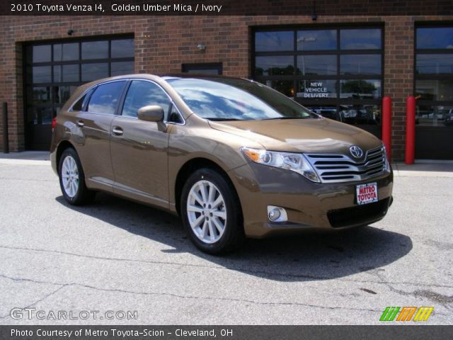 2010 Toyota Venza I4 in Golden Umber Mica