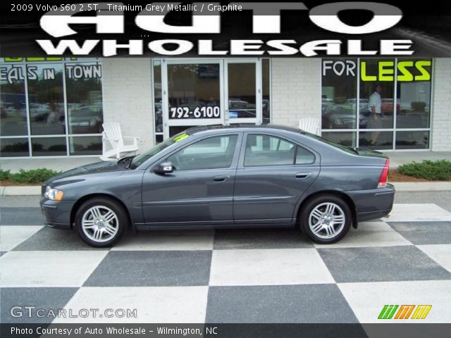 2009 Volvo S60 2.5T in Titanium Grey Metallic