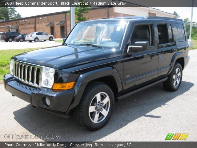 2007 Jeep Commander Sport in Black Clearcoat