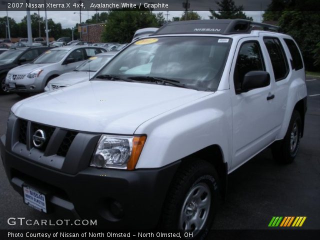 2007 Nissan Xterra X 4x4 in Avalanche White