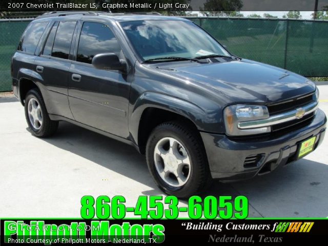 2007 Chevrolet TrailBlazer LS in Graphite Metallic