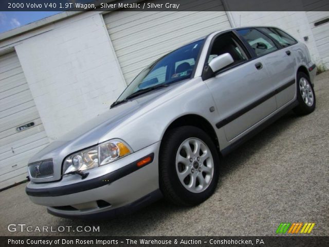 2000 Volvo V40 1.9T Wagon in Silver Metallic
