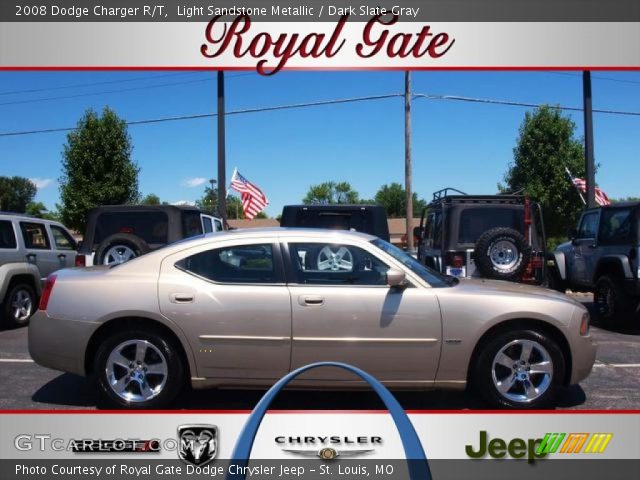 2008 Dodge Charger R/T in Light Sandstone Metallic