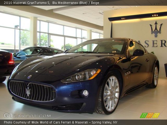 2010 Maserati GranTurismo S in Blu Mediterraneo (Blue)