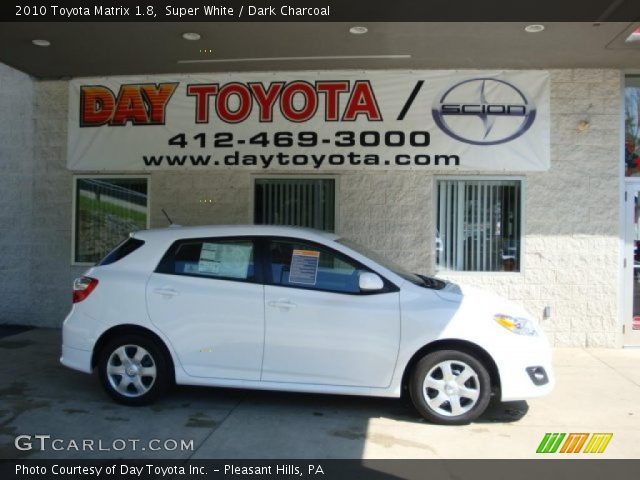 2010 Toyota Matrix 1.8 in Super White