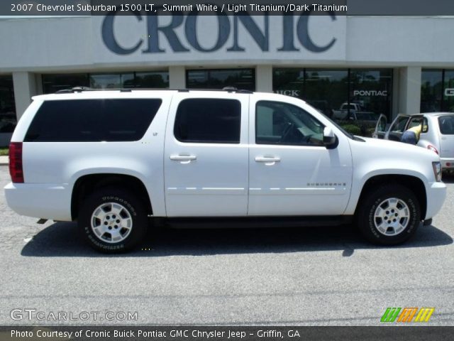2007 Chevrolet Suburban 1500 LT in Summit White