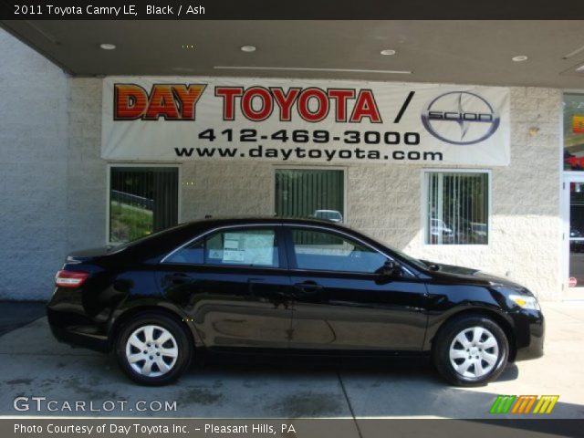 2011 Toyota Camry LE in Black