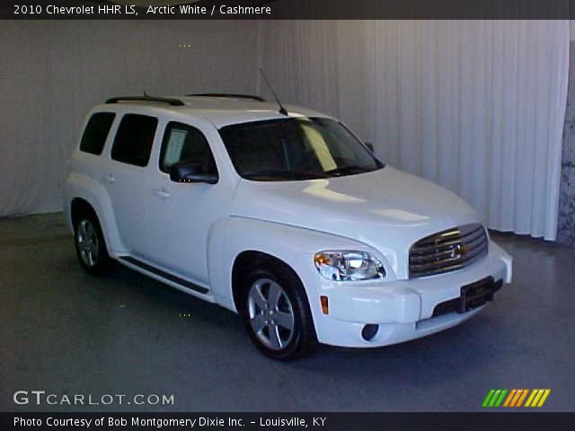 2010 Chevrolet HHR LS in Arctic White