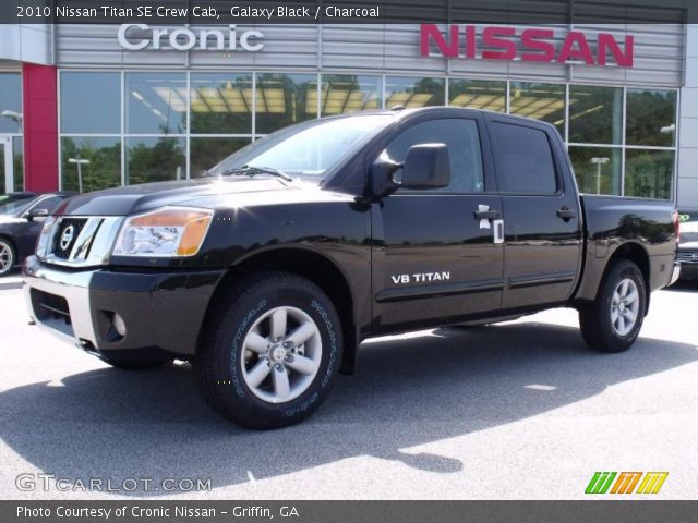 2010 Nissan Titan SE Crew Cab in Galaxy Black