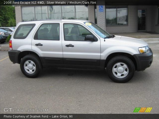 2006 Ford Escape XLS 4WD in Silver Metallic