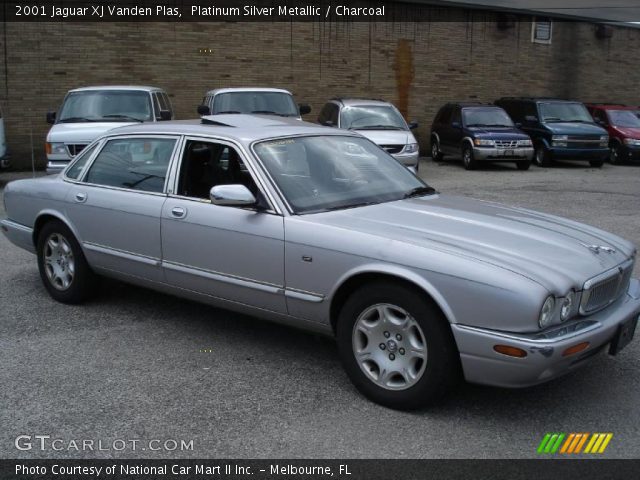 2001 Jaguar XJ Vanden Plas in Platinum Silver Metallic