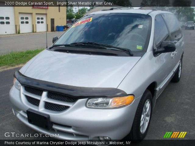 2000 Dodge Caravan Sport in Bright Silver Metallic