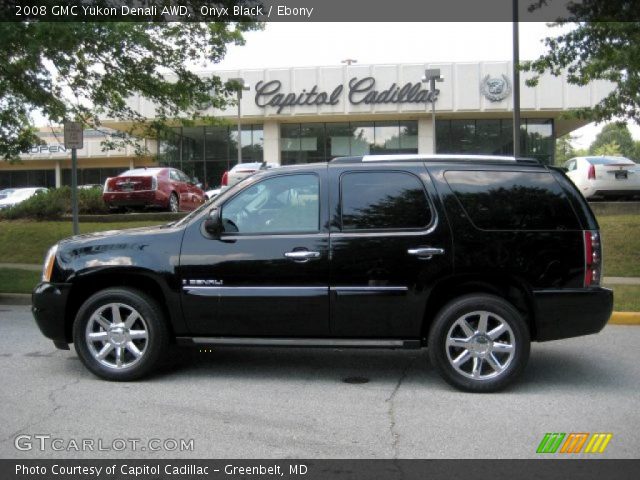 2008 GMC Yukon Denali AWD in Onyx Black
