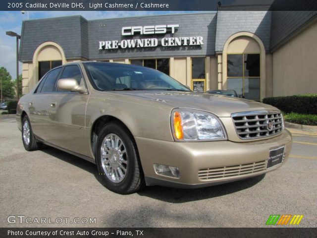 2005 Cadillac DeVille DHS in Light Cashmere
