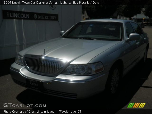 2006 Lincoln Town Car Designer Series in Light Ice Blue Metallic