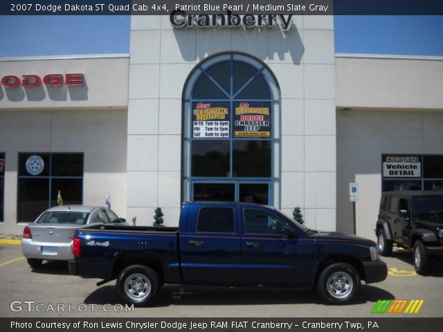 2007 Dodge Dakota ST Quad Cab 4x4 in Patriot Blue Pearl