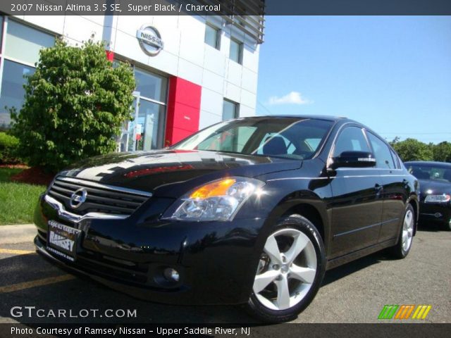 2007 Nissan Altima 3.5 SE in Super Black