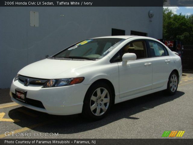 2006 Honda Civic LX Sedan in Taffeta White