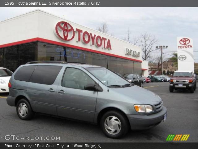 1999 Toyota Sienna LE in Silver Spruce Metallic