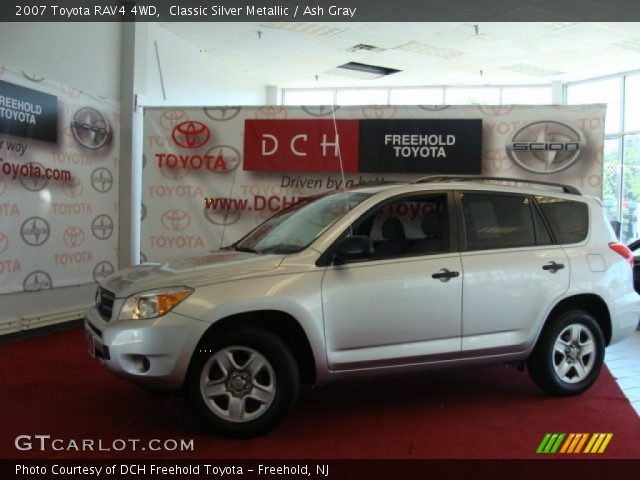 2007 Toyota RAV4 4WD in Classic Silver Metallic