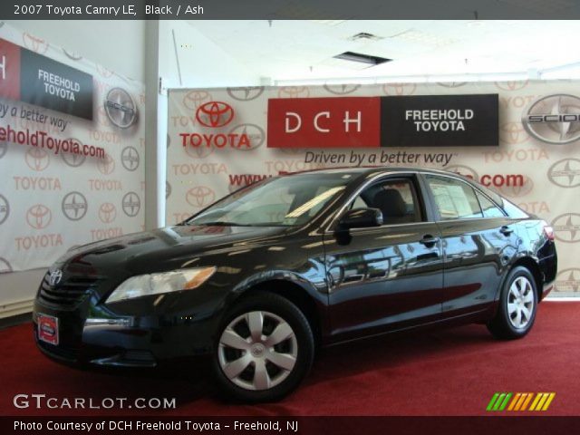 2007 Toyota Camry LE in Black