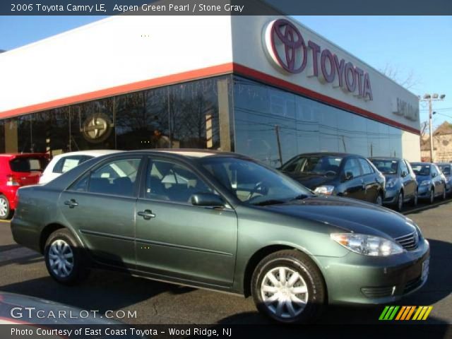 2006 Toyota Camry LE in Aspen Green Pearl