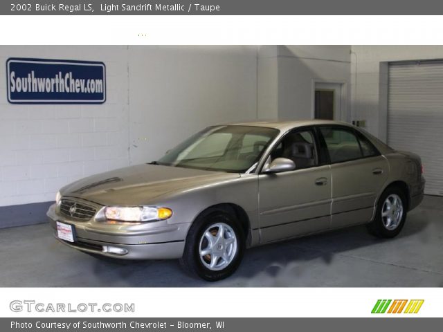 2002 Buick Regal LS in Light Sandrift Metallic