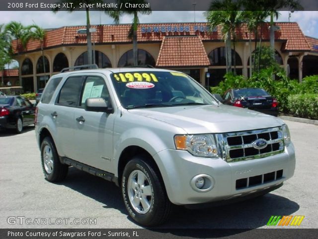 2008 Ford Escape XLT in Silver Metallic