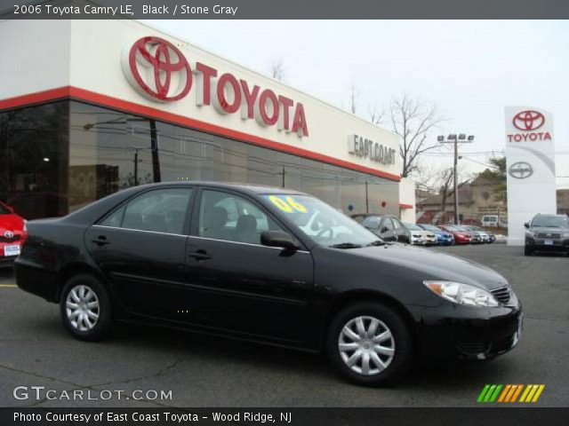 2006 Toyota Camry LE in Black