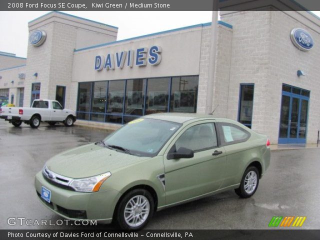 2008 Ford Focus SE Coupe in Kiwi Green