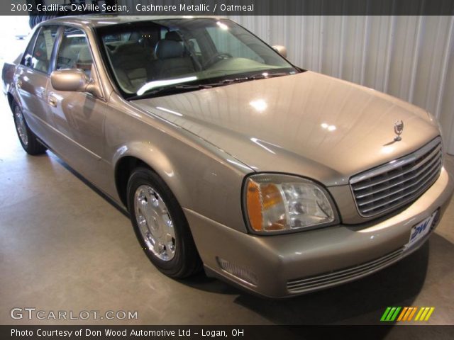 2002 Cadillac DeVille Sedan in Cashmere Metallic