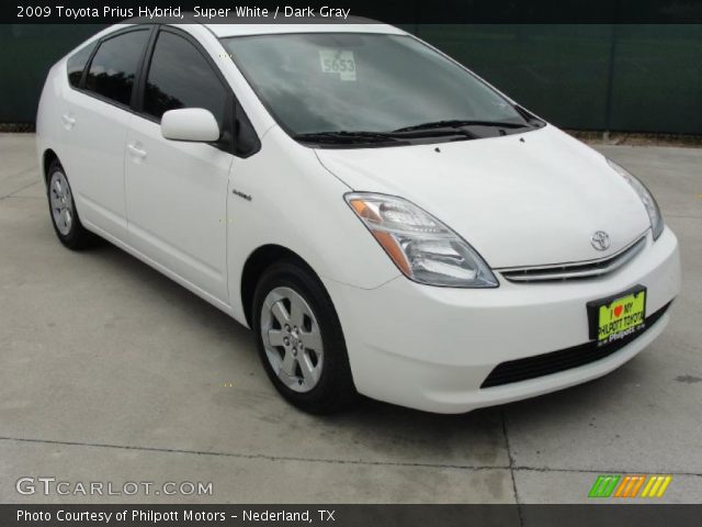 2009 Toyota Prius Hybrid in Super White