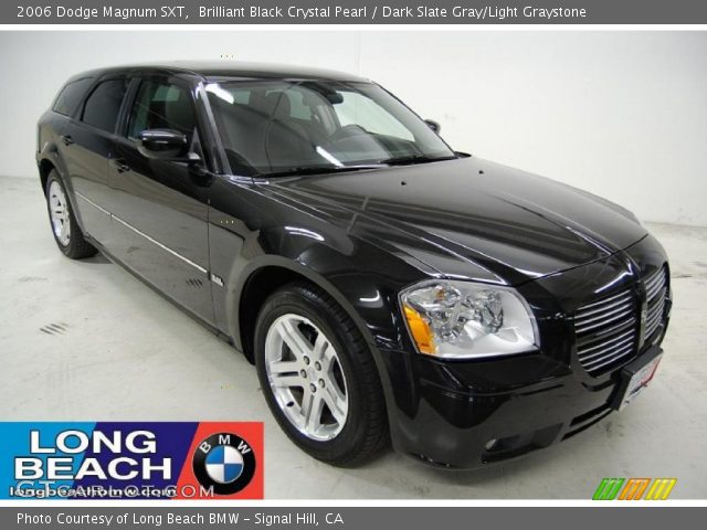 2006 Dodge Magnum SXT in Brilliant Black Crystal Pearl