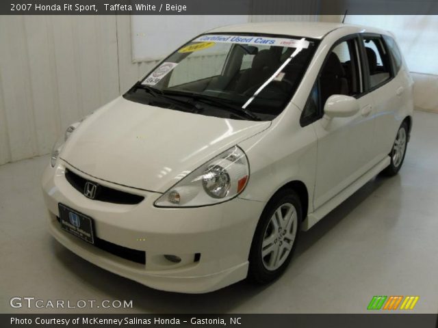2007 Honda Fit Sport in Taffeta White