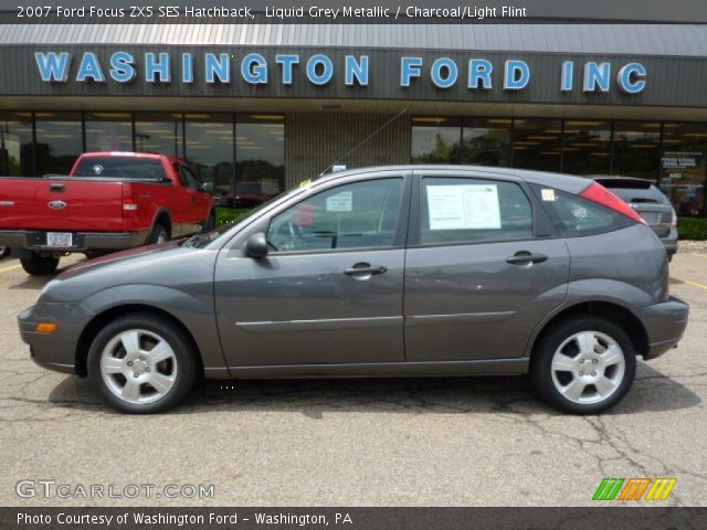 2007 Ford Focus ZX5 SES Hatchback in Liquid Grey Metallic